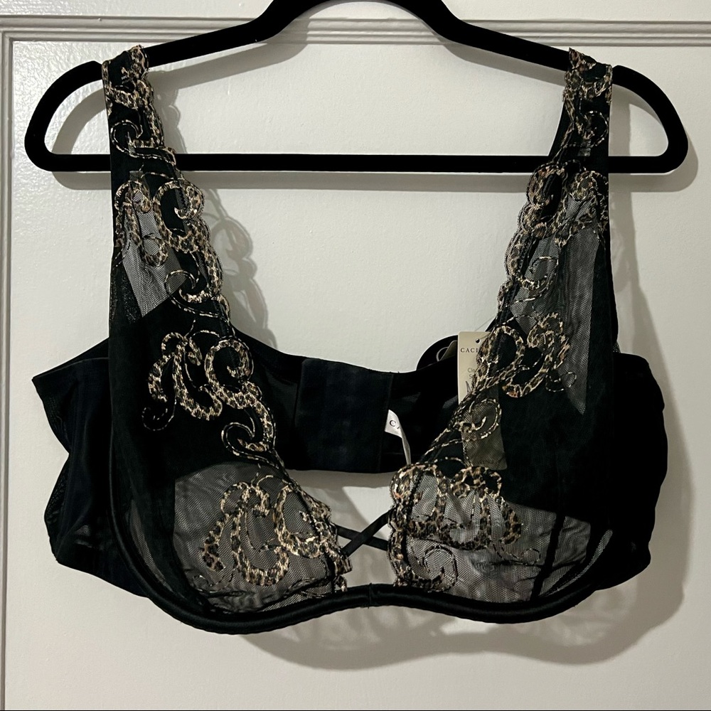 Cacique Unlined Wire Plunge Bra